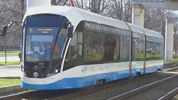 Трамвай 71-931М "Витязь-М" №31181 с маршрутом №11 "Останкино - 16-я Парковая Улица"