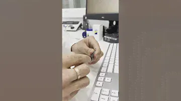 Профессиональная чистка слухового аппарата
